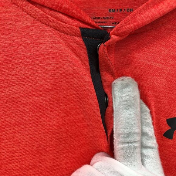 Under Armour Long Sleeve T-Shirt Mens S Hooded Red Henley Heatgear Loose - Picture 5 of 12